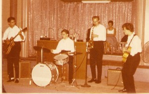 BAND - Rockin' Fellers Chez Vous1